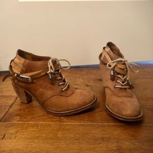 Carson Leather Lace Up Boots